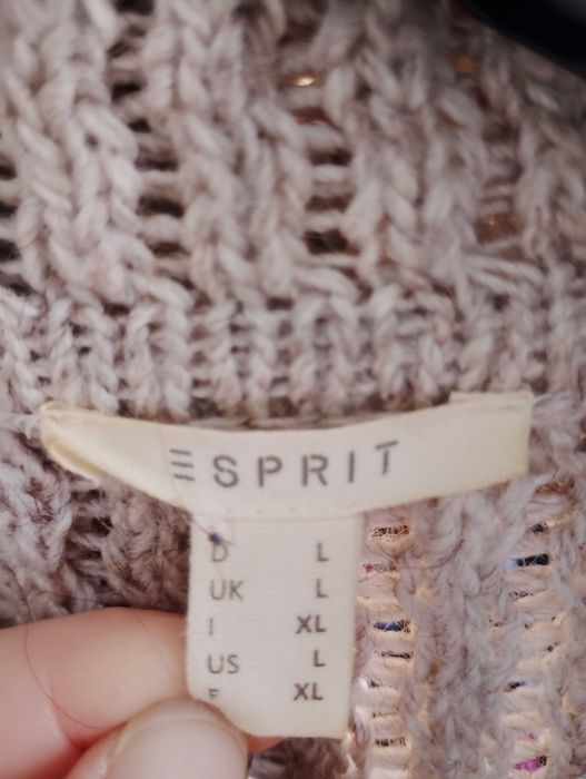 Жилетка на Esprit размер L/XL