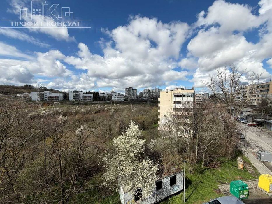 Двустаен, напълно обзаведен апартамент в кв. Зона Б