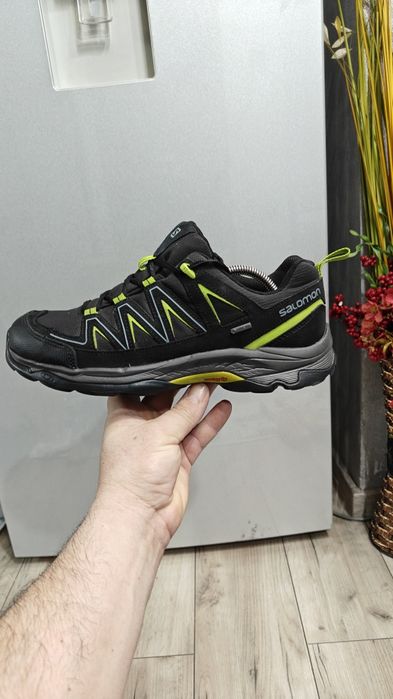 Salomon mărimea 42.5
