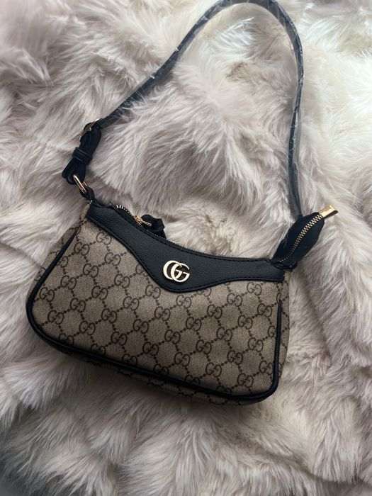 Намалена цена!!! Gucci чанта за всеки повод