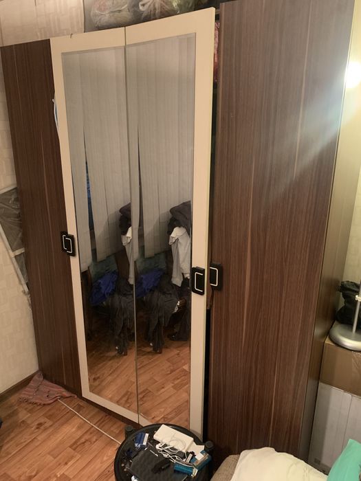 Шкаф и полка под телевизор