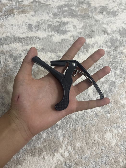 Акустические гитара