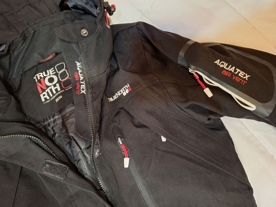 True Nort дамско зимно ски сноуборд яке XS размер