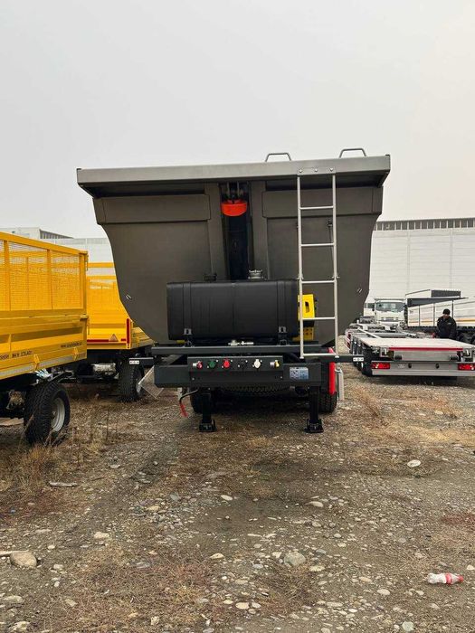 Полуприцеп УАТ самосвальный объемом 27 м³