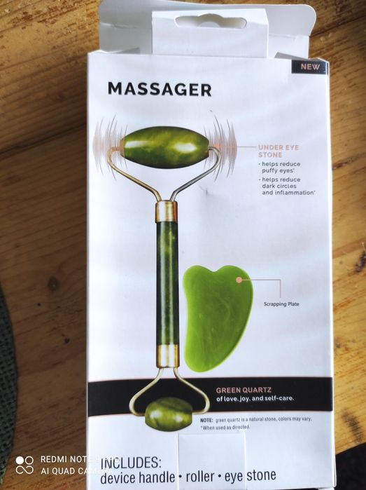 Комплект за масаж на лице – зелен кварцов ролер и гуа ша камък