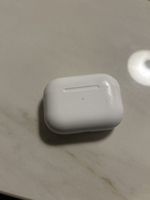 Airpods Pro cu cutie si husa
