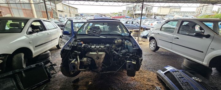 Buton avarie Volkswagen VW Polo a 3-a generatie 6N