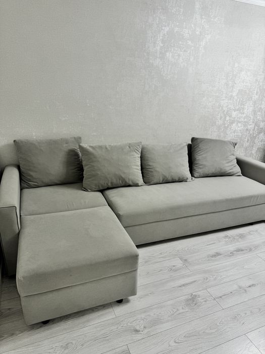 Диван угловой