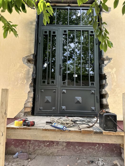 Darvoza naves reshotka perela kazerok kaletka