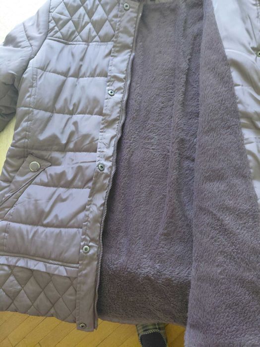 Дамско зимно яке с качулка