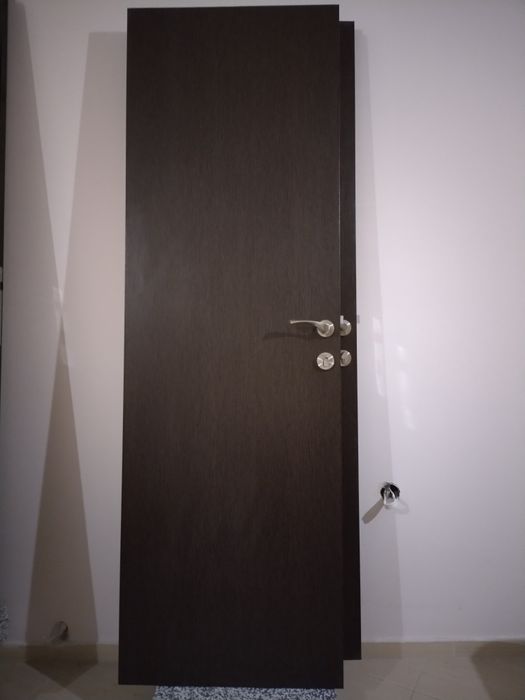 РАЗПРОДАЖБА: НАМАЛЕНИ ОТ  120€: Нови интериорни врати с каси 70х200