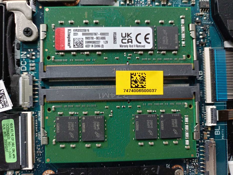 2 плочки по 16 GB RAM DDR4 от лаптоп