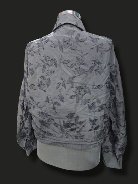 Дамско стилно яке MAX&Co – елегантен релефен десен