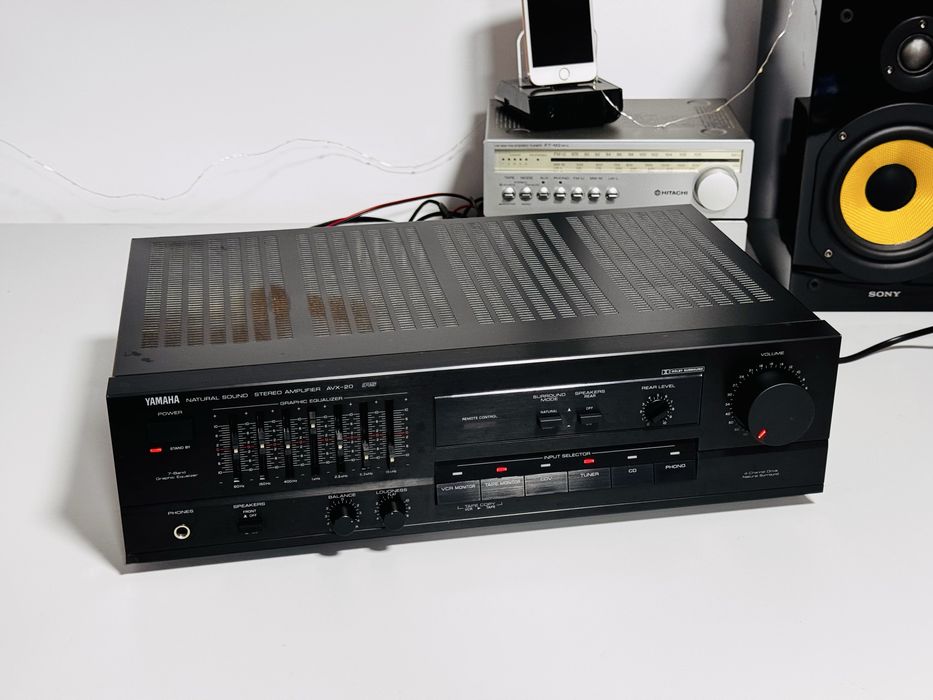 Amplificator cu egalizator 7 benzi YAMAHA AVX-20,dolby,Japan,100W/cana
