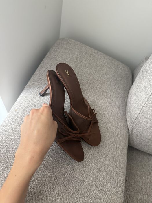 Чехли сандал Zara