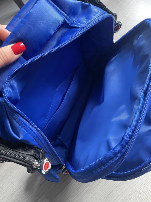 НОВ! Комплект раница и чанта за храна МакКуин McQueen