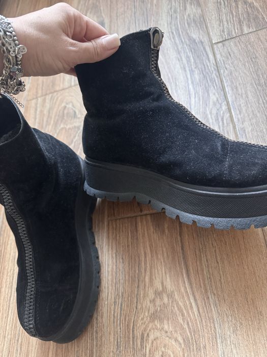 Ghete piele intoarsa eco