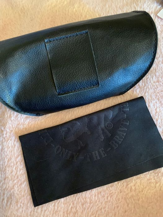 Калъф за очила .