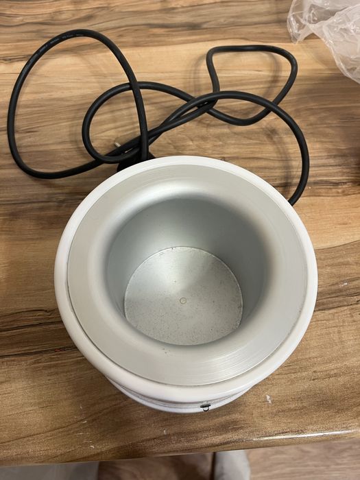 Прибор для поддержания температуры