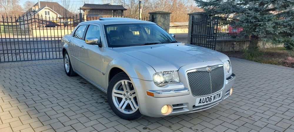 Craisler C 300 diesel Automat motor Mercedes OM 642 Volan pe dreapta