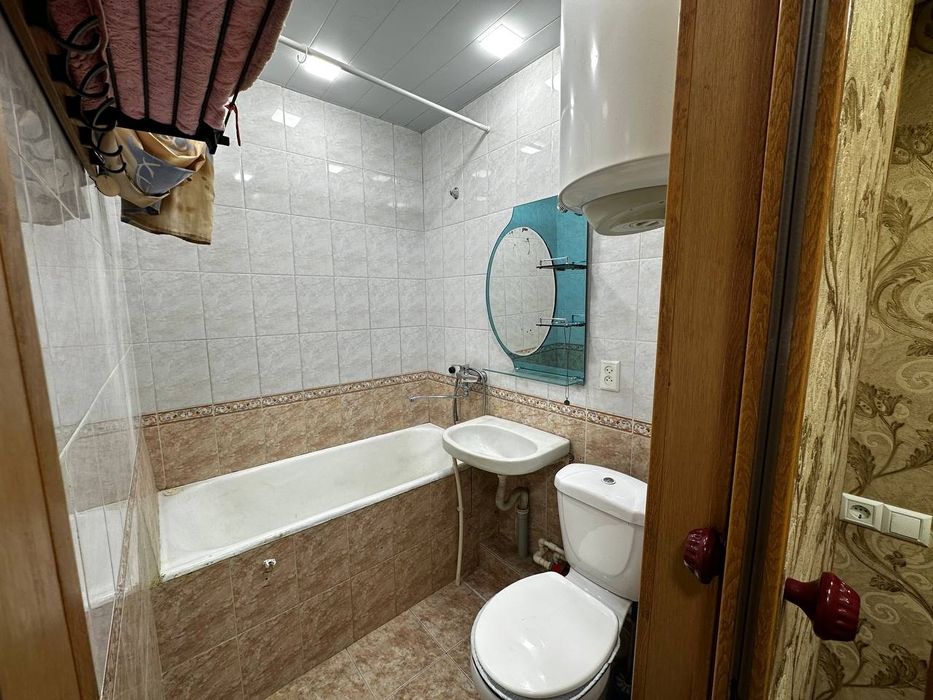 Продаётся 2(3)/2/4 квартира