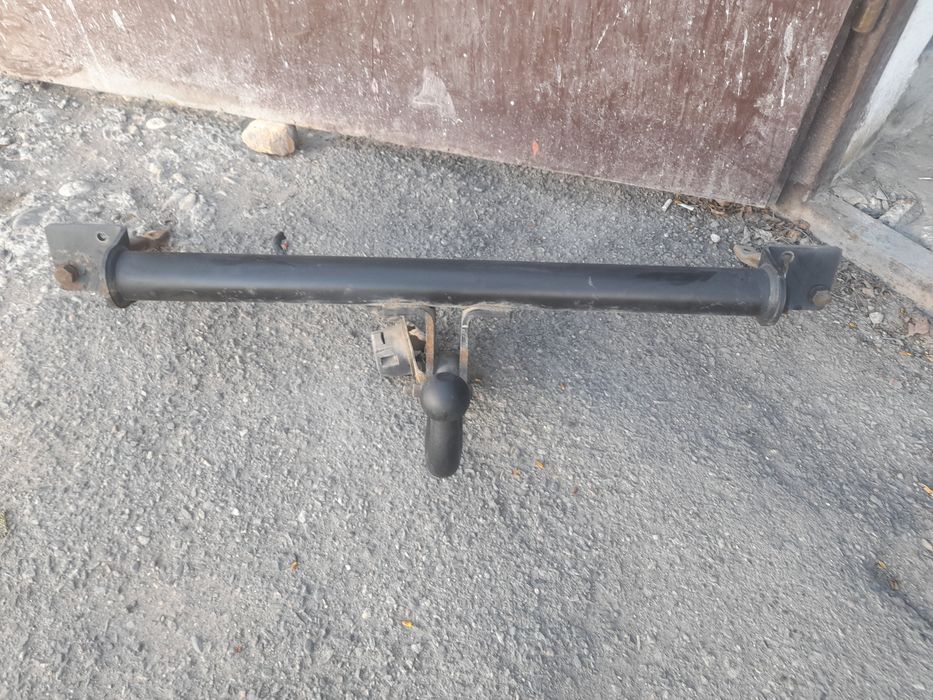 Продам фаркоп от Мазда Кронос