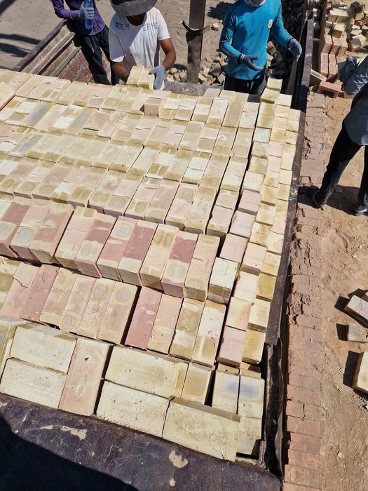 Pishgan Gisht yetkazib beramiz