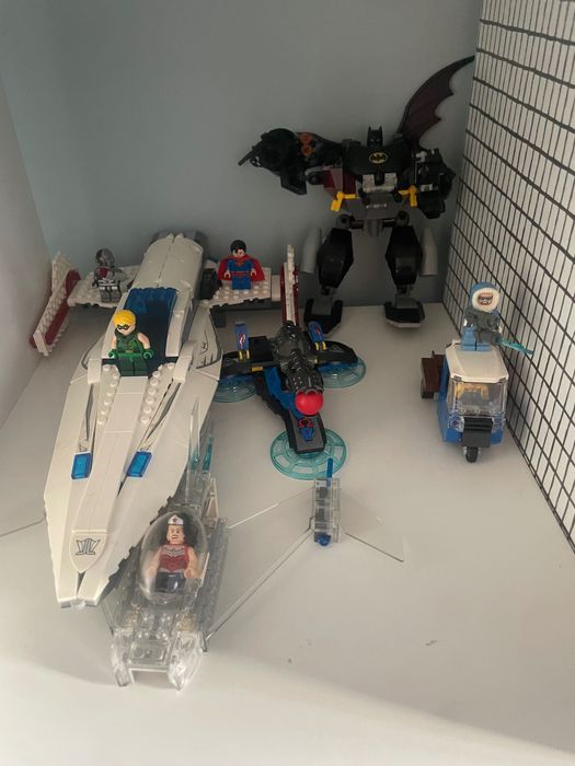 Продам наборы Лего dc
