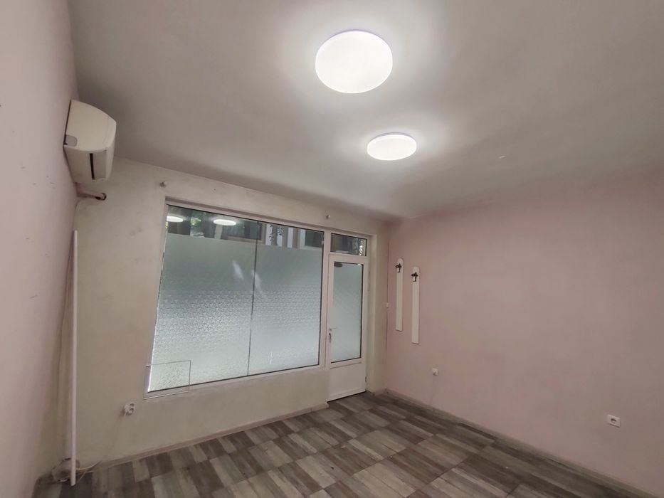 Дава се под наем Магазин в Стара Загора, Операта - 27 кв.м за 183.6 € - Снимка #3