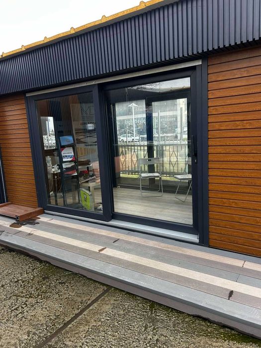 Две модулни сград - офис/жилище/лятна къща/шоуРум.