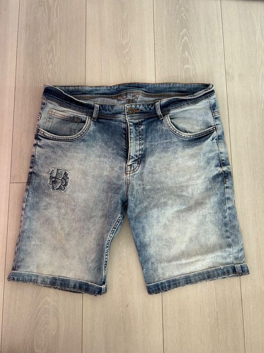 Мъжки къси пантолони