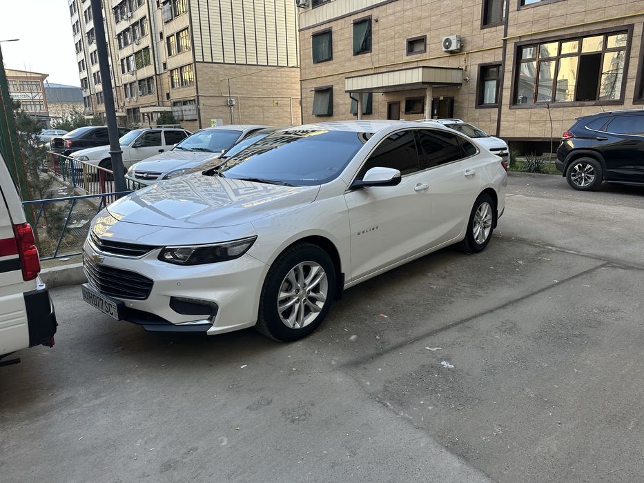 Malibu 2.4 atmosferni ideal 55.000 yurgan kraska toza tayor moshina