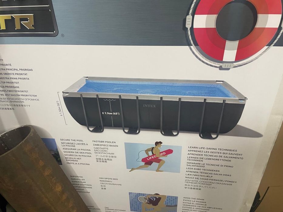 Продам бассеин intex  . Самовывоз. Торг.