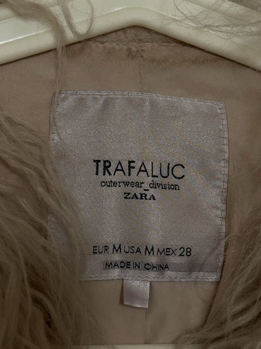 Шубка кремовая Zara