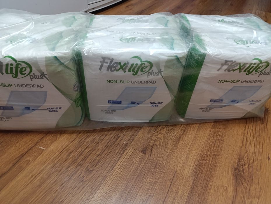 Пеленки , новые 2900