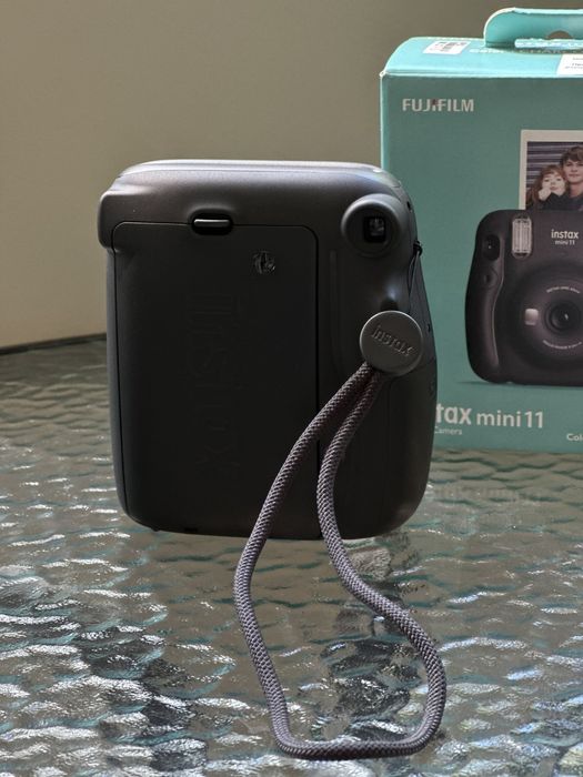 Фотоапарат за моментни снимки FUJIFILM INSTAX MINI 11 GREY