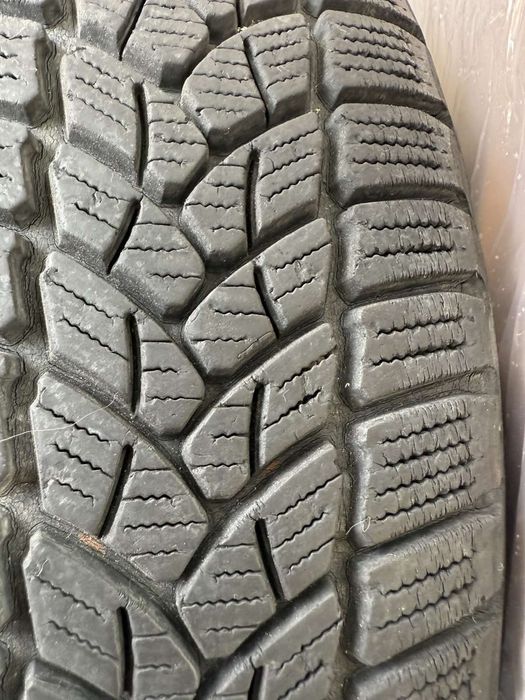 Продавам 4бр. зимни гуми с джанти 155/70 R13