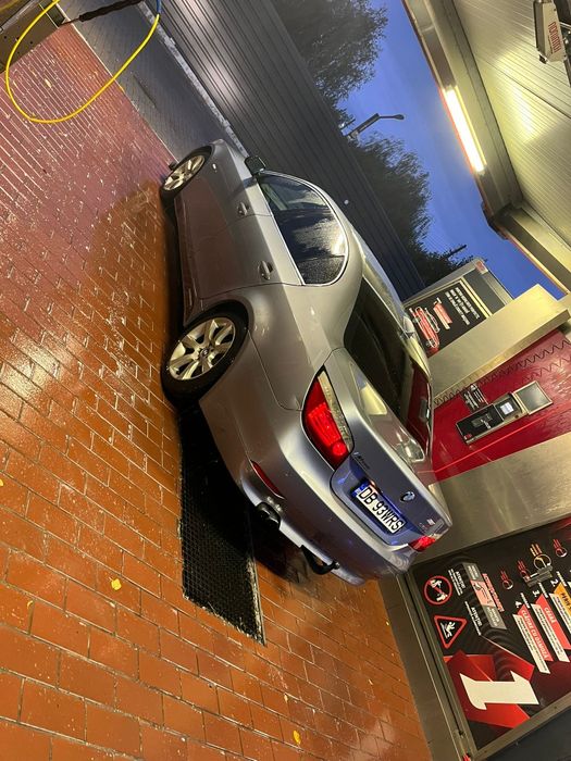 Dezmembrez BMW e60 525i automat