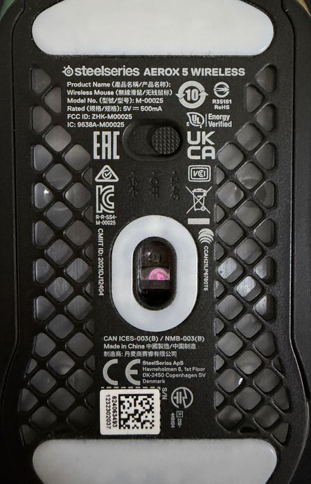 SteelSeries Aerox 5 Wireless – Ултралека Геймърска Мишка