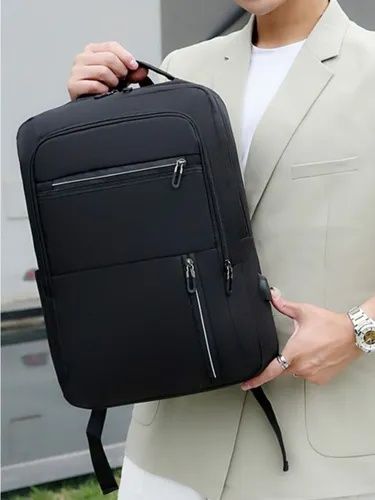 Сумка - рюкзак для ноутбука USB port. Sumka - Ryukzak Noutbuk uchun.