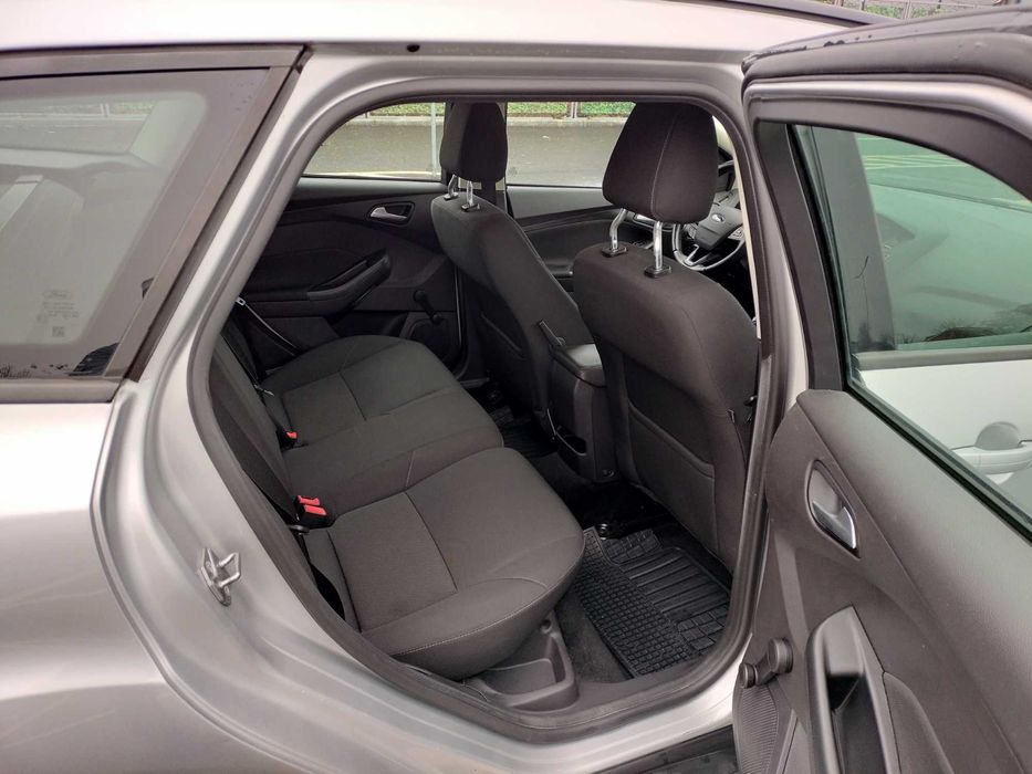 Ford Focus / An 2016 / Inmatriculat RO 11 NOV / Scaune Incalzite/ Navi