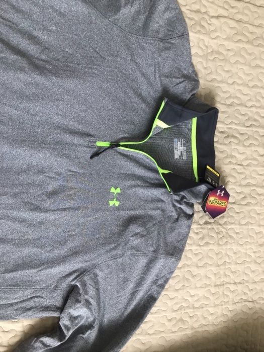 Продам спортивную кофту