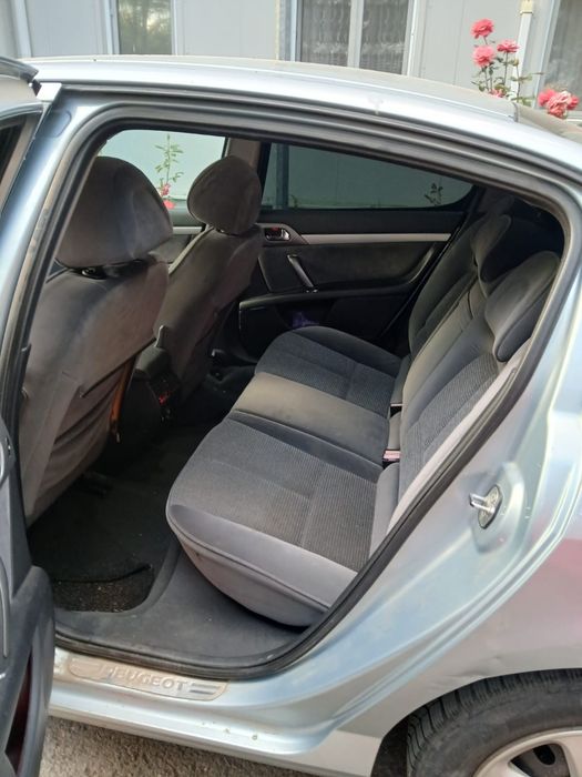 Vând urgent Peugeot 407 funcționabilă