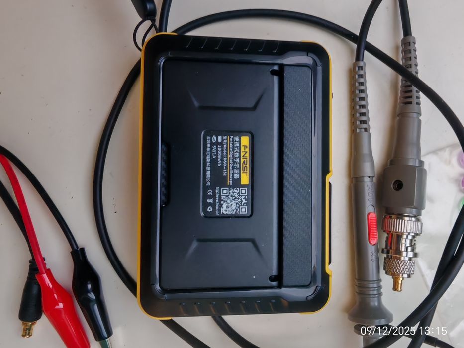 Мобилен осцилоскоп FNIRSI DSO-152