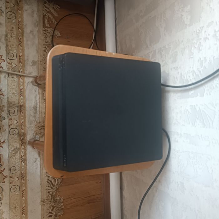 Срочно продам пс4