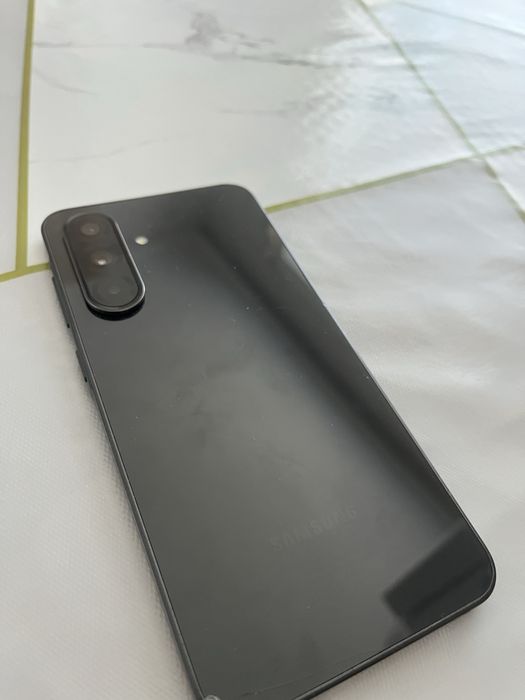 Продам Samsung a36 5g (самсунг)