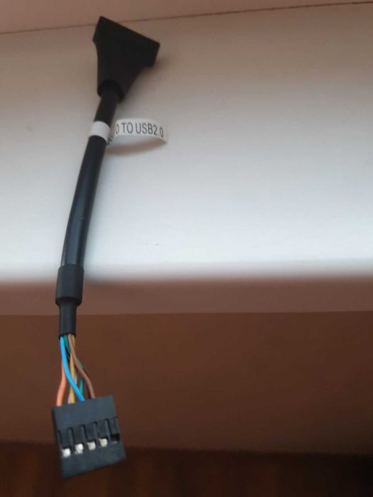 Кабел USB 2.0 с 9 пинов женски конектор към 20 пина USB 3.0