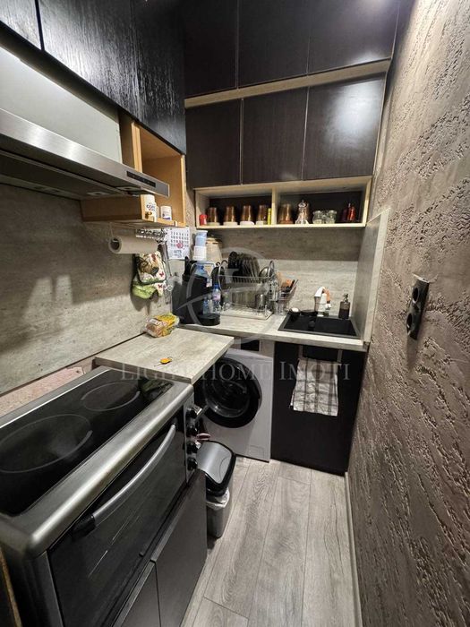 Продава се Тристаен апартамент в Пловдив, Кючук Париж - 60 кв.м за 2375 €/кв.м - Снимка #3