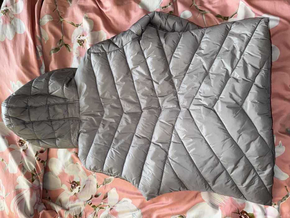 Куртка весенняя.