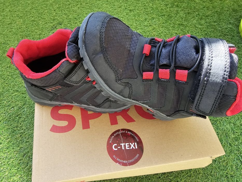 Боти за деца! 10 лв.